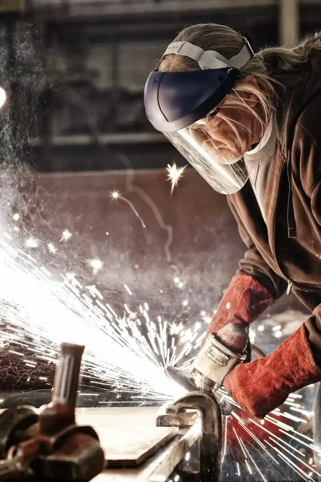 Factory Worker Ondustry